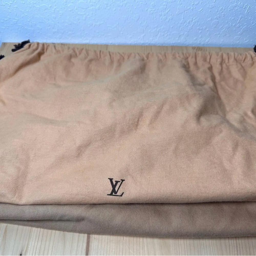 Louis Vuitton Beige Dust Bag